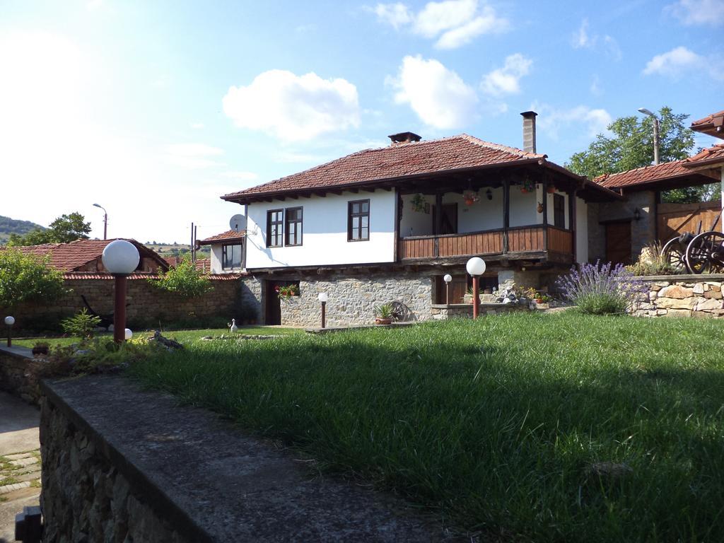 Villa Bella House à Hlevene Extérieur photo