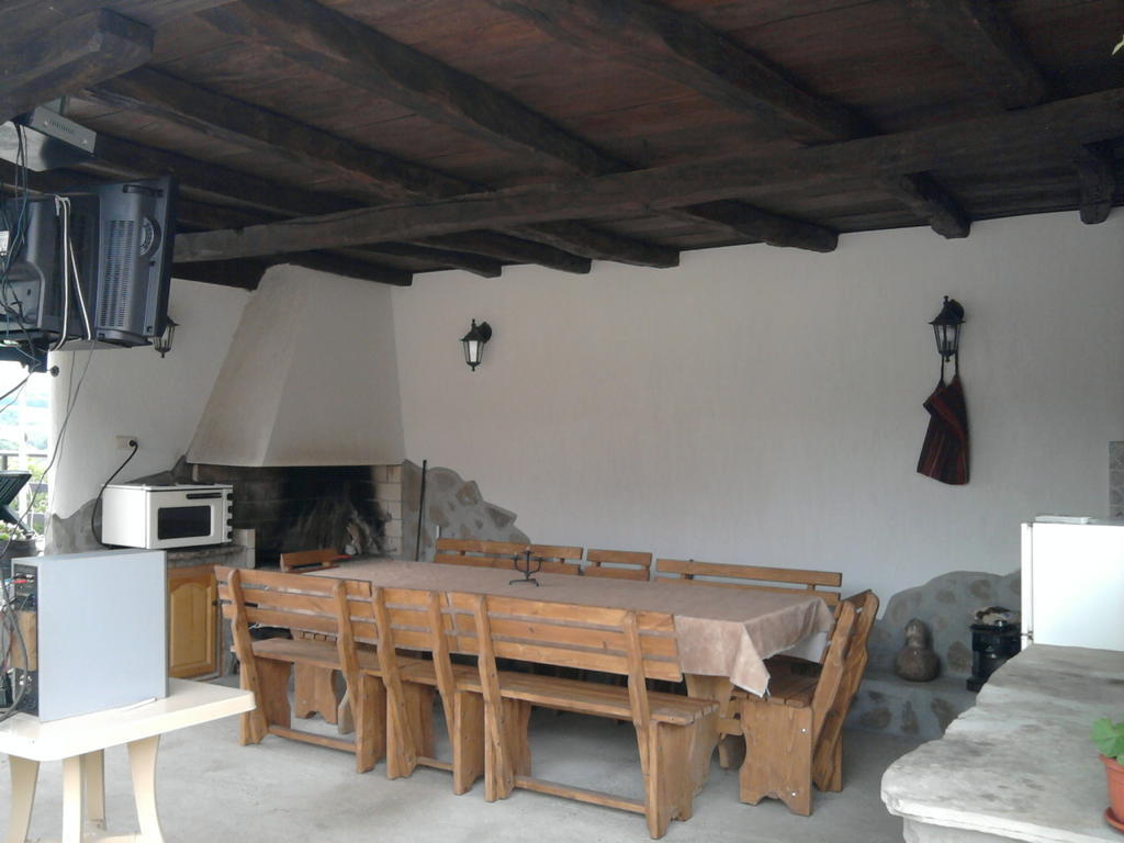 Villa Bella House à Hlevene Extérieur photo